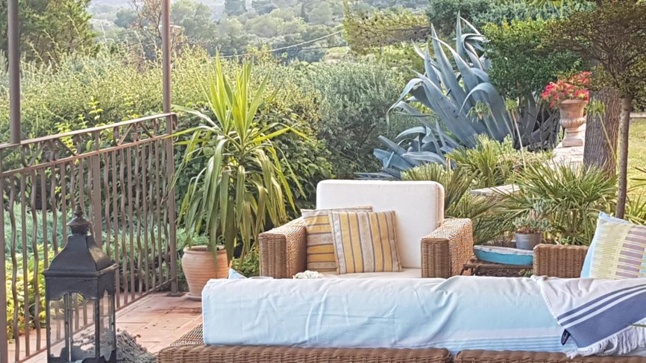 Bed and Breakfast Pierres Blanches Cotignac Exterior foto